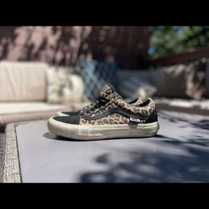 custom pro womens vans